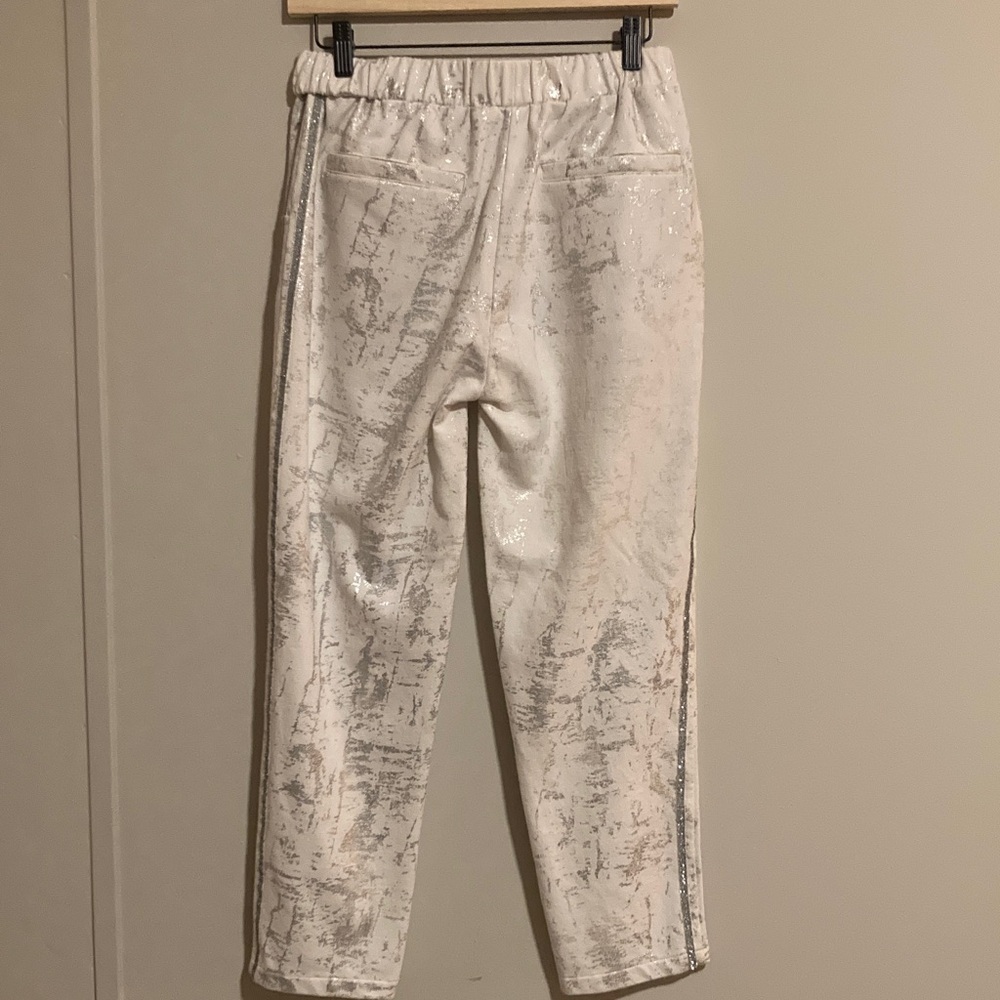 Berek White Garment with Silver Details - Picture 5 of 6
